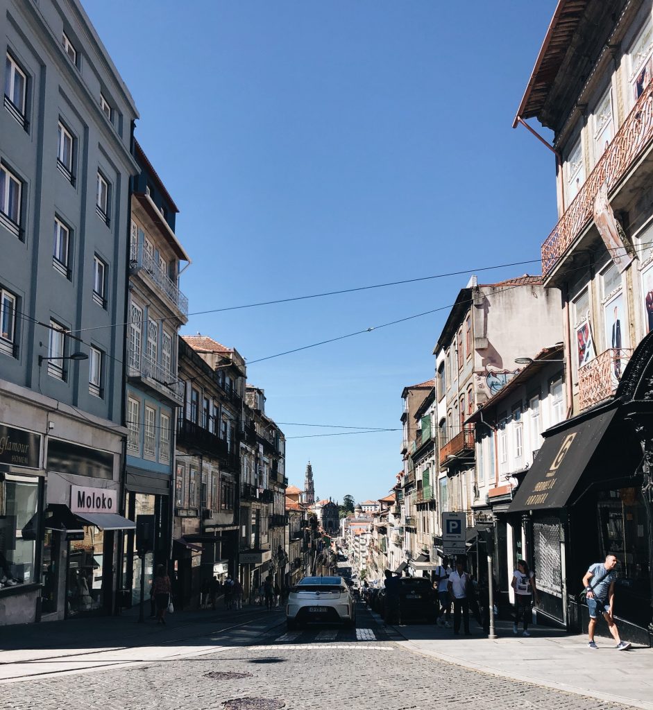Oporto Lost In Whatever